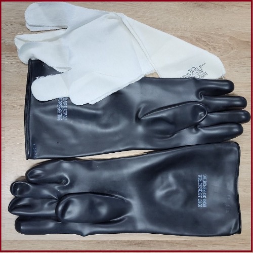 chemical gloves - large